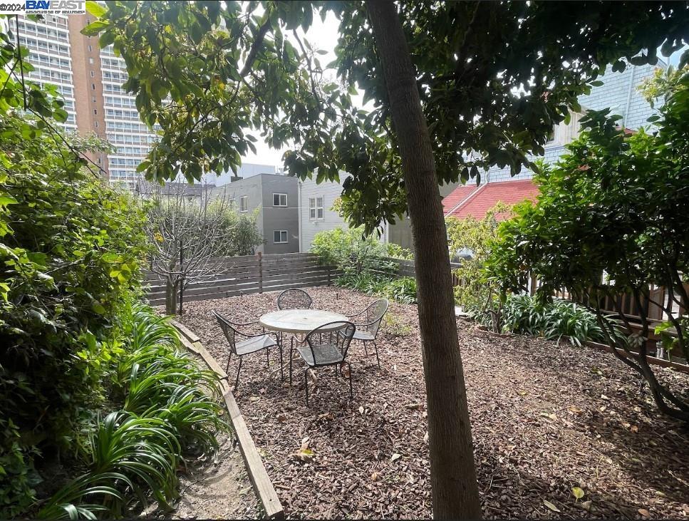 Adams Point Oakland, CA 94610 - Photo 16 of 16