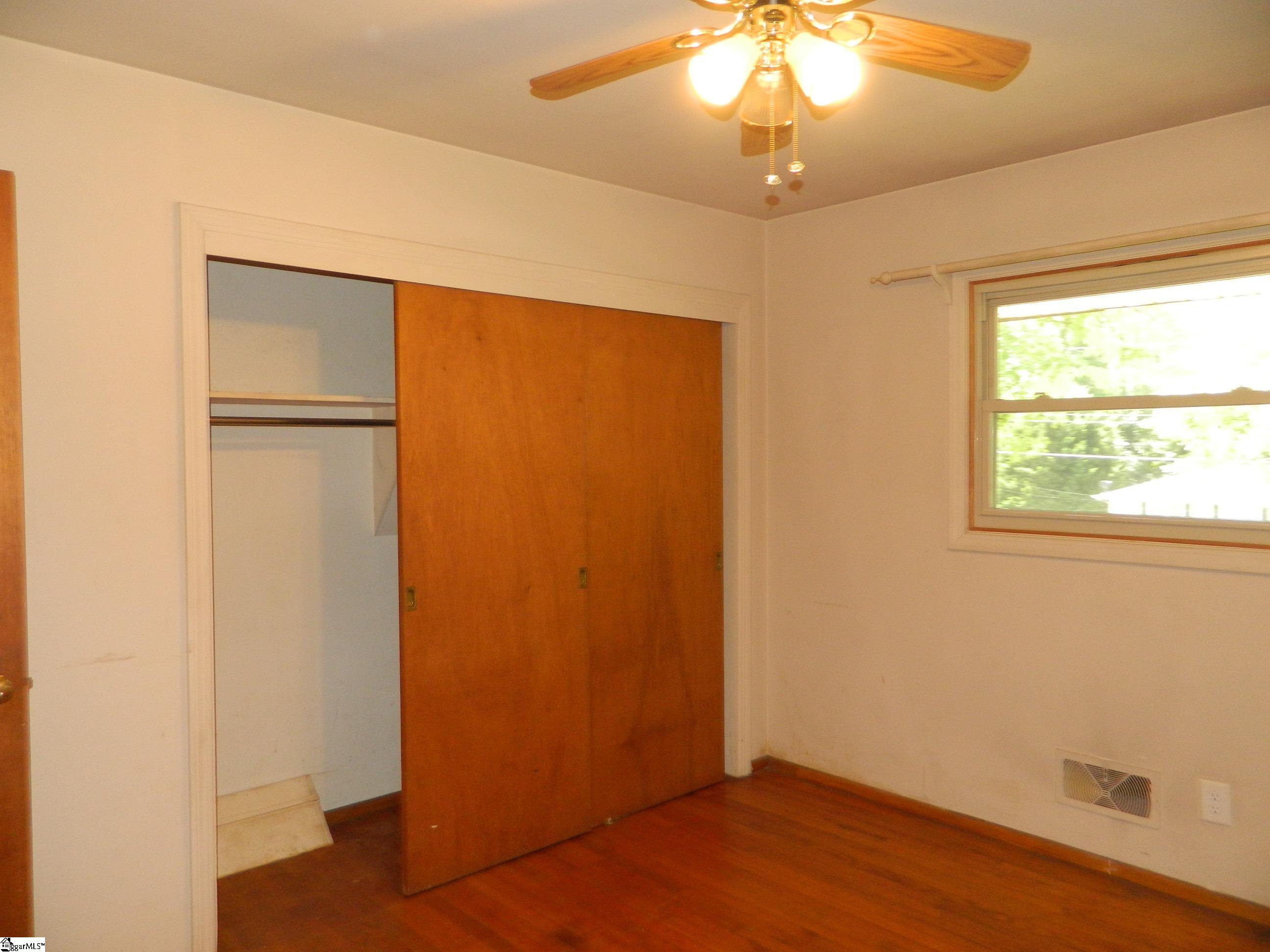 2021 Sheldon Drive Anderson, SC 29621 - Photo 16 of 33