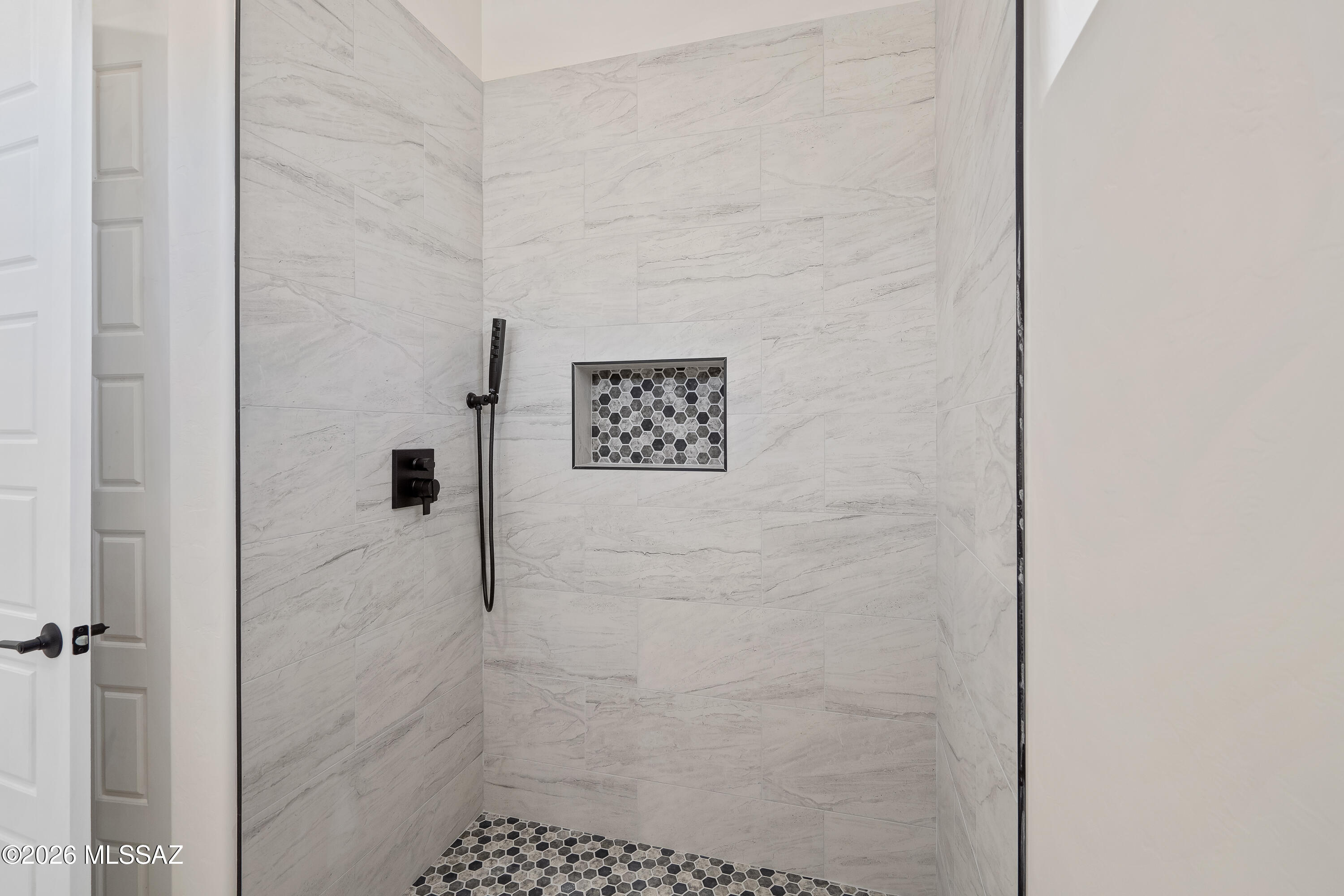 551 Camino Kansas Rio Rico, AZ 85648 - Photo 29 of 50 2 Interiors-24