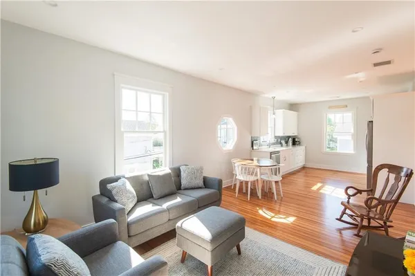 $3,500 | 34 Harrison Avenue, Newport, RI 02840
