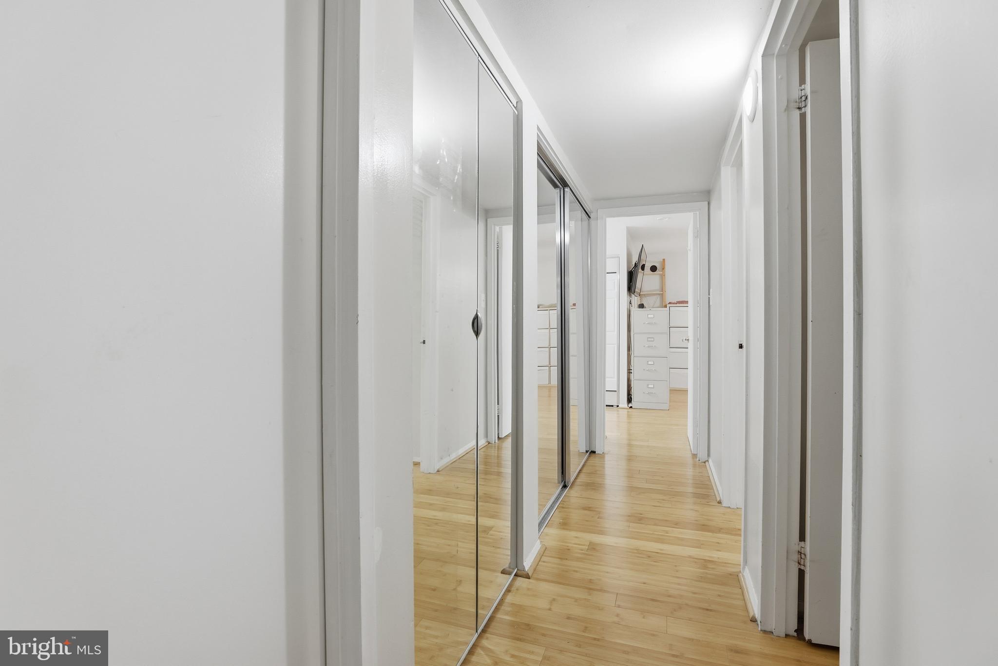 427 Christopher Avenue, Unit T2 Gaithersburg, MD 20879 - Photo 14 of 28 a view of a hallway