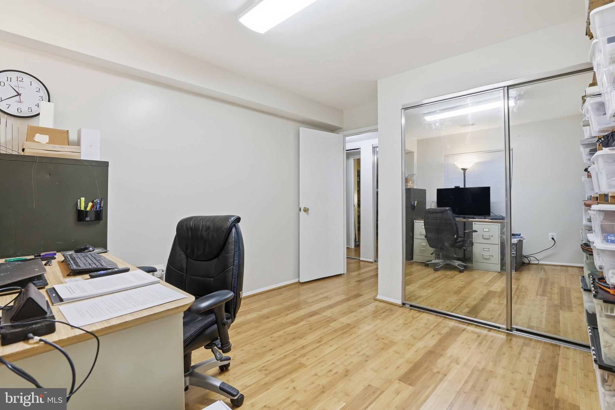 427 Christopher Avenue, Unit T2 Gaithersburg, MD 20879 - Photo 21 of 28 a workspace with furniture and bathroom