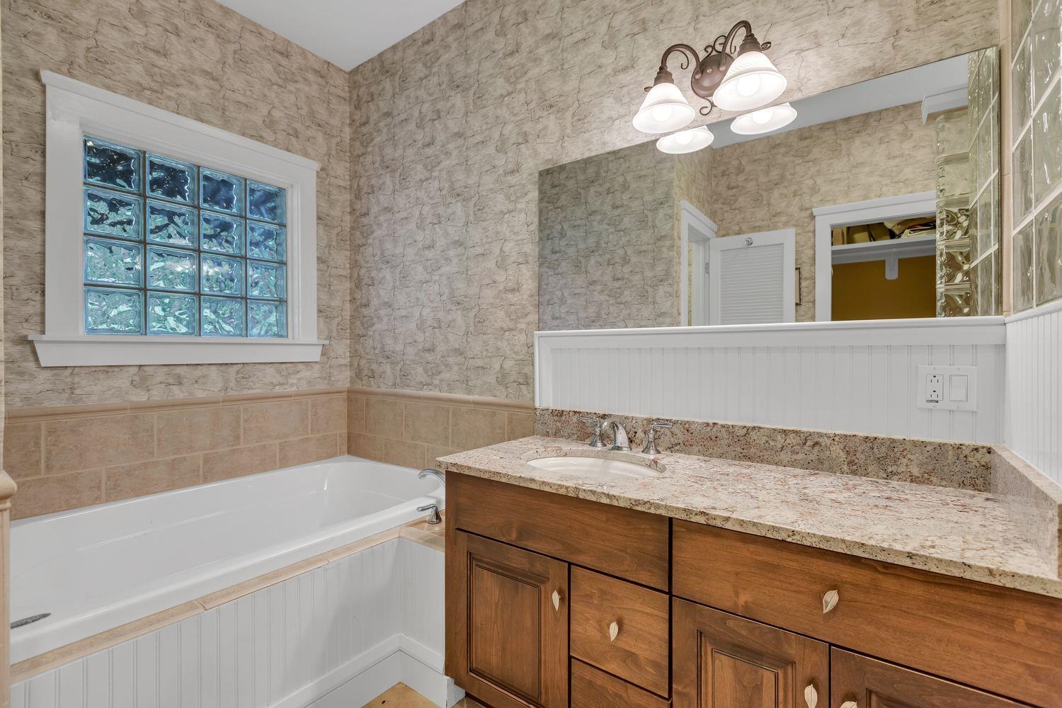 24 Freeman Road, Unit A1 Cavendish, VT 05153 - Photo 7 of 40