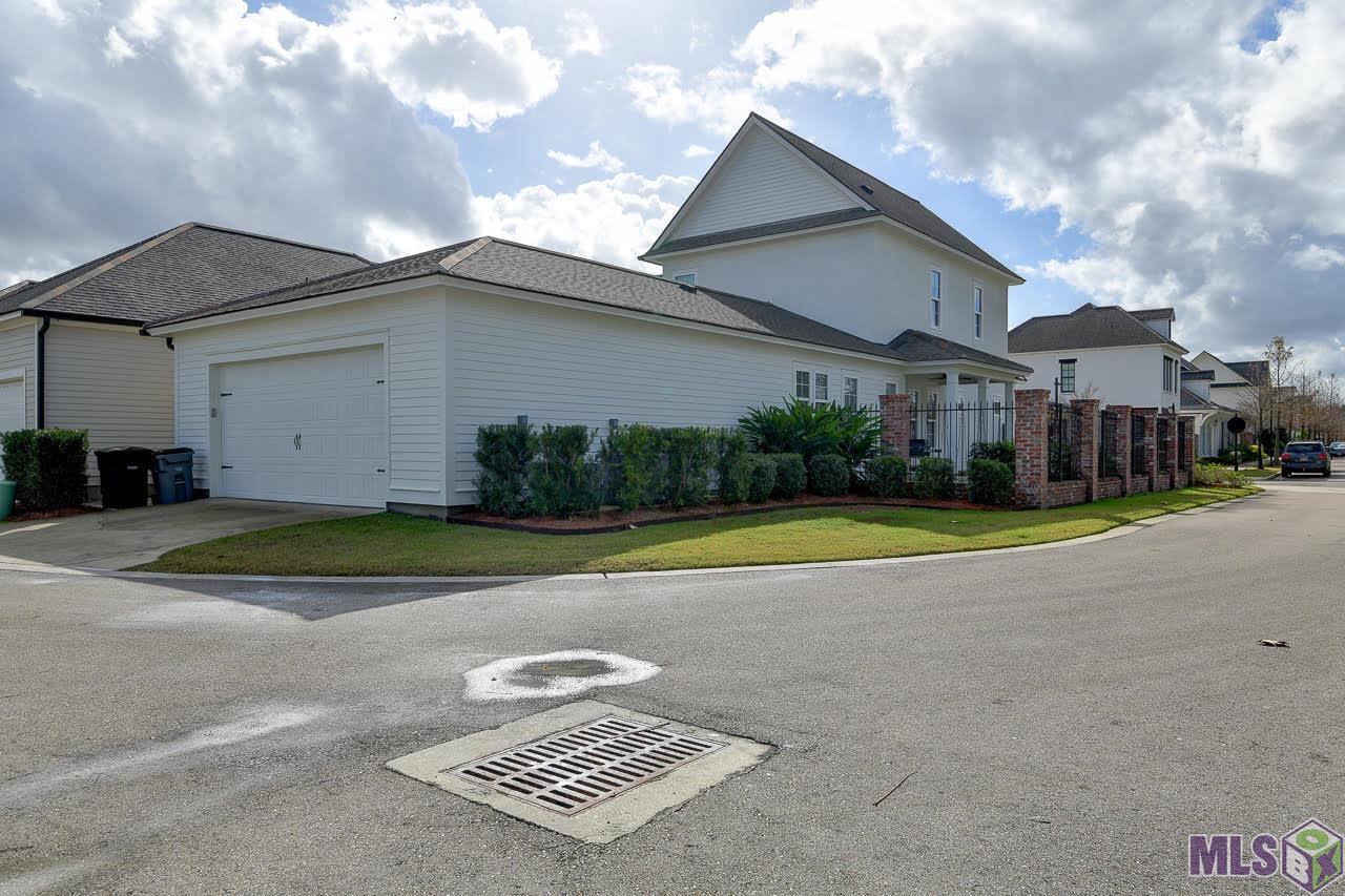 5101 Cheneau Lane Baton Rouge, LA 70808 - Photo 3 of 25