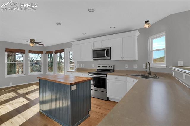 2115 Wickes Road Colorado Springs, CO 80919 - Photo 10 of 38