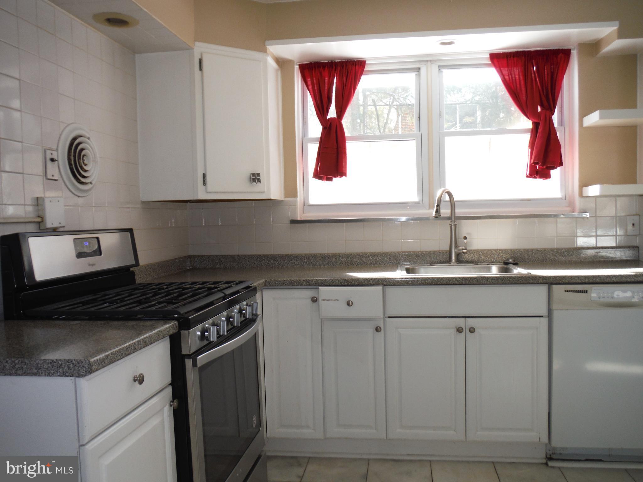 22 Parkview Road Cheltenham, PA 19012 - Photo 11 of 43 Gallery Image 11