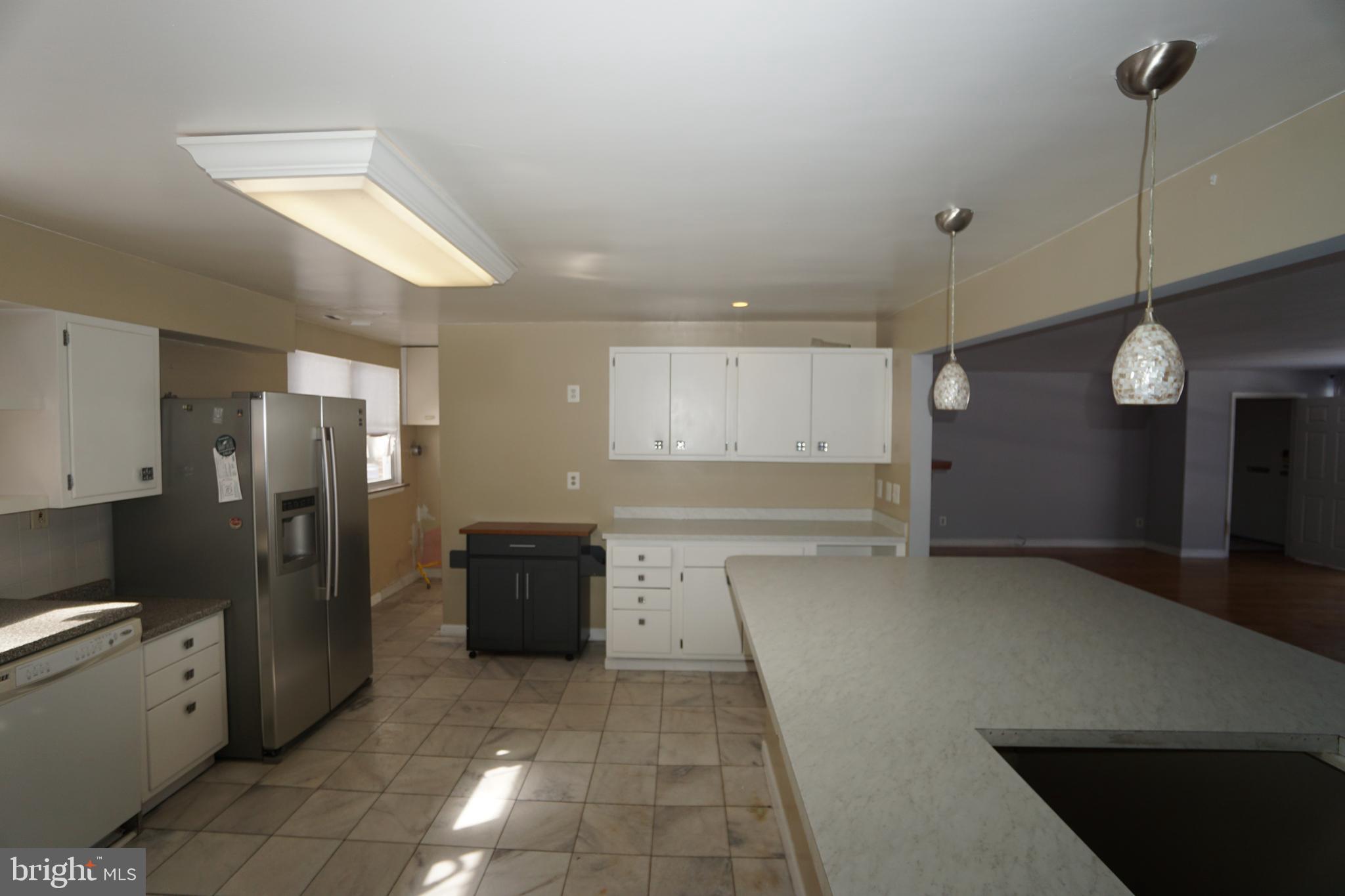 22 Parkview Road Cheltenham, PA 19012 - Photo 8 of 43 Gallery Image 8