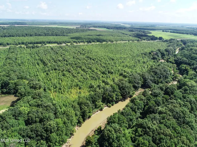 $779,000 | 278 278th, Marks, MS 38646