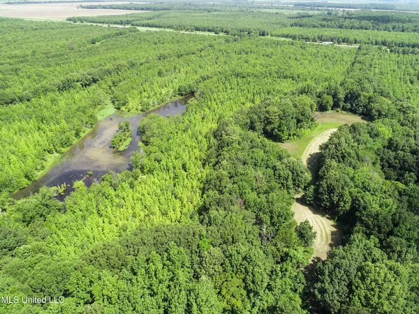 $779,000 | 278 278th, Marks, MS 38646