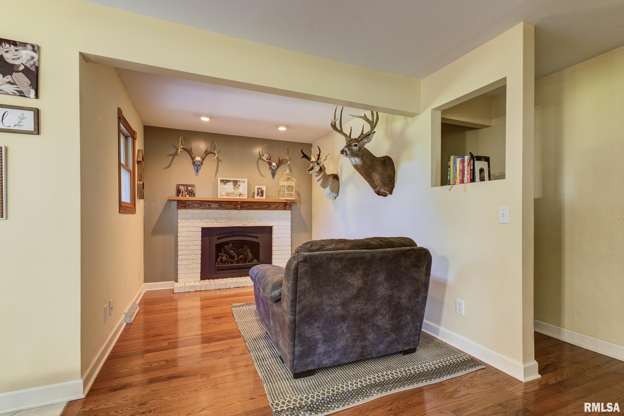 319 Robin Road Macomb, IL 61455 - Photo 17 of 34
