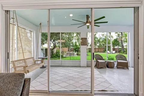 $700,000 | 6011 Williamsburg Way, Tampa, FL 33625