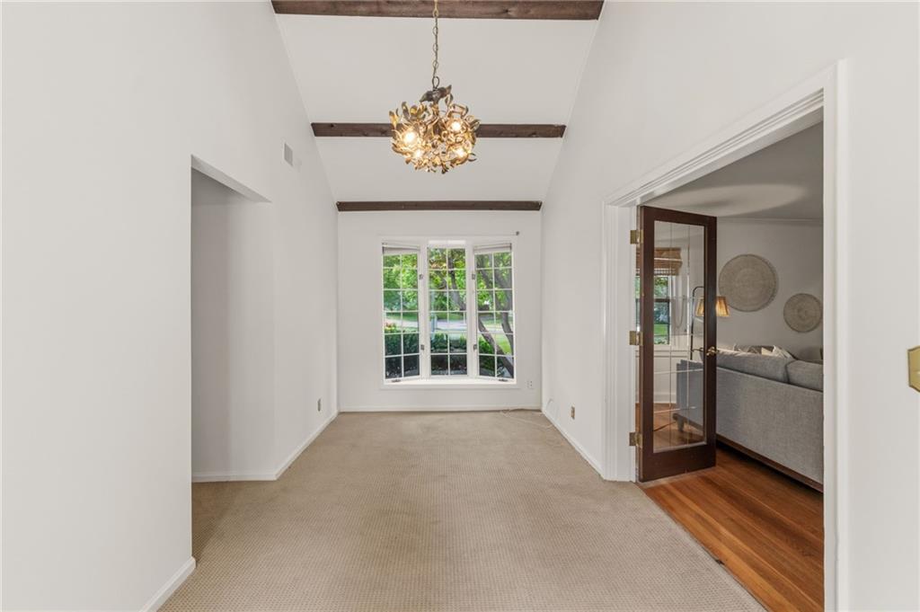 7011 Edgevale Road Kansas City, MO 64113 - Photo 6 of 42