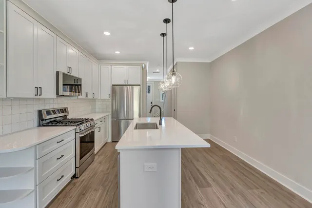 $699,000 | 1910 Piper Drive, Charleston, SC 29407