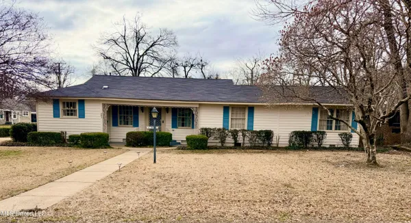 $190,000 | 301 West Harding Avenue, Greenwood, MS 38930