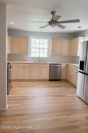 $190,000 | 301 West Harding Avenue, Greenwood, MS 38930