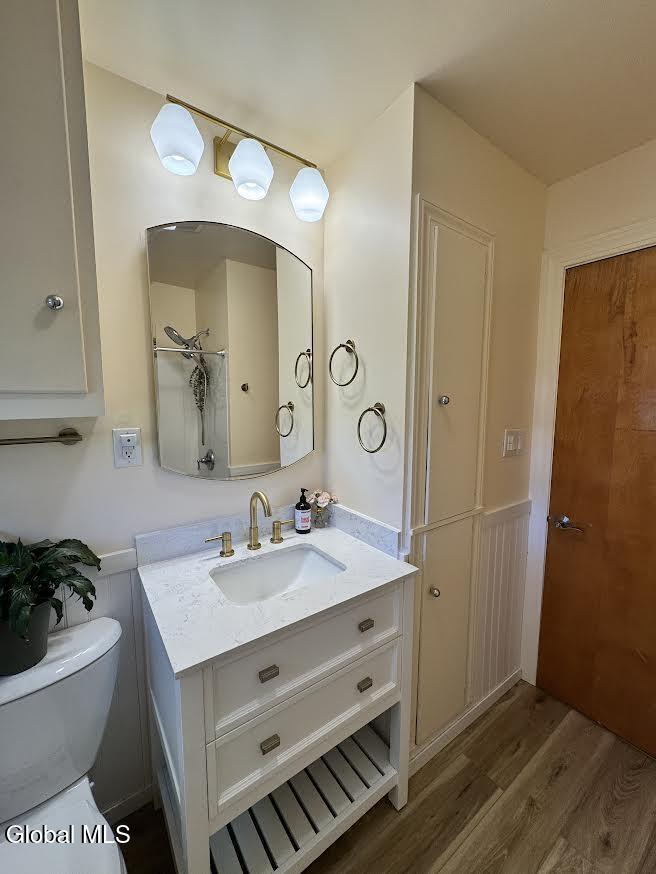 1009 Day Road Rotterdam, NY 12303 - Photo 35 of 66 bathroom 2