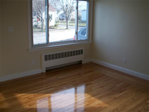 32 Cedarbrook Road Pawtucket, RI 02861 - Photo 6 of 10 Gallery Image 6
