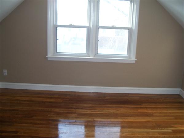 32 Cedarbrook Road Pawtucket, RI 02861 - Photo 7 of 10 Gallery Image 7