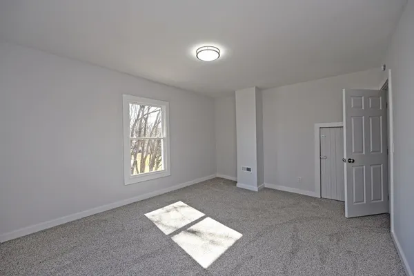 $194,900 | 400 Brookville Street, West College Corner, IN 47003