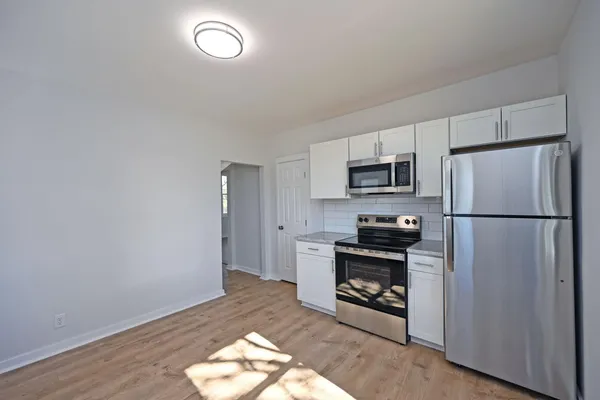 $194,900 | 400 Brookville Street, West College Corner, IN 47003