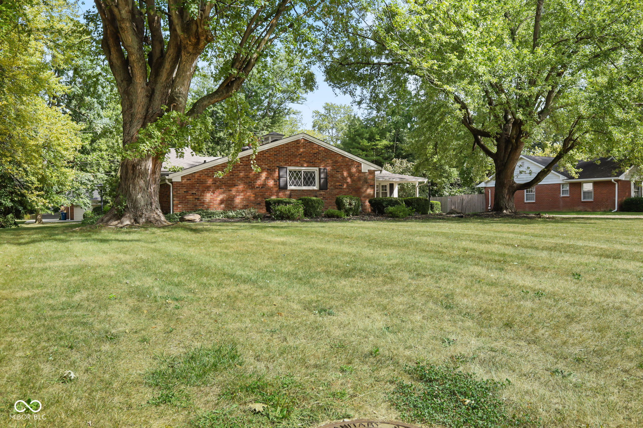4223 Manning Road Indianapolis, IN 46228 - Photo 2 of 30 Gallery Image 2