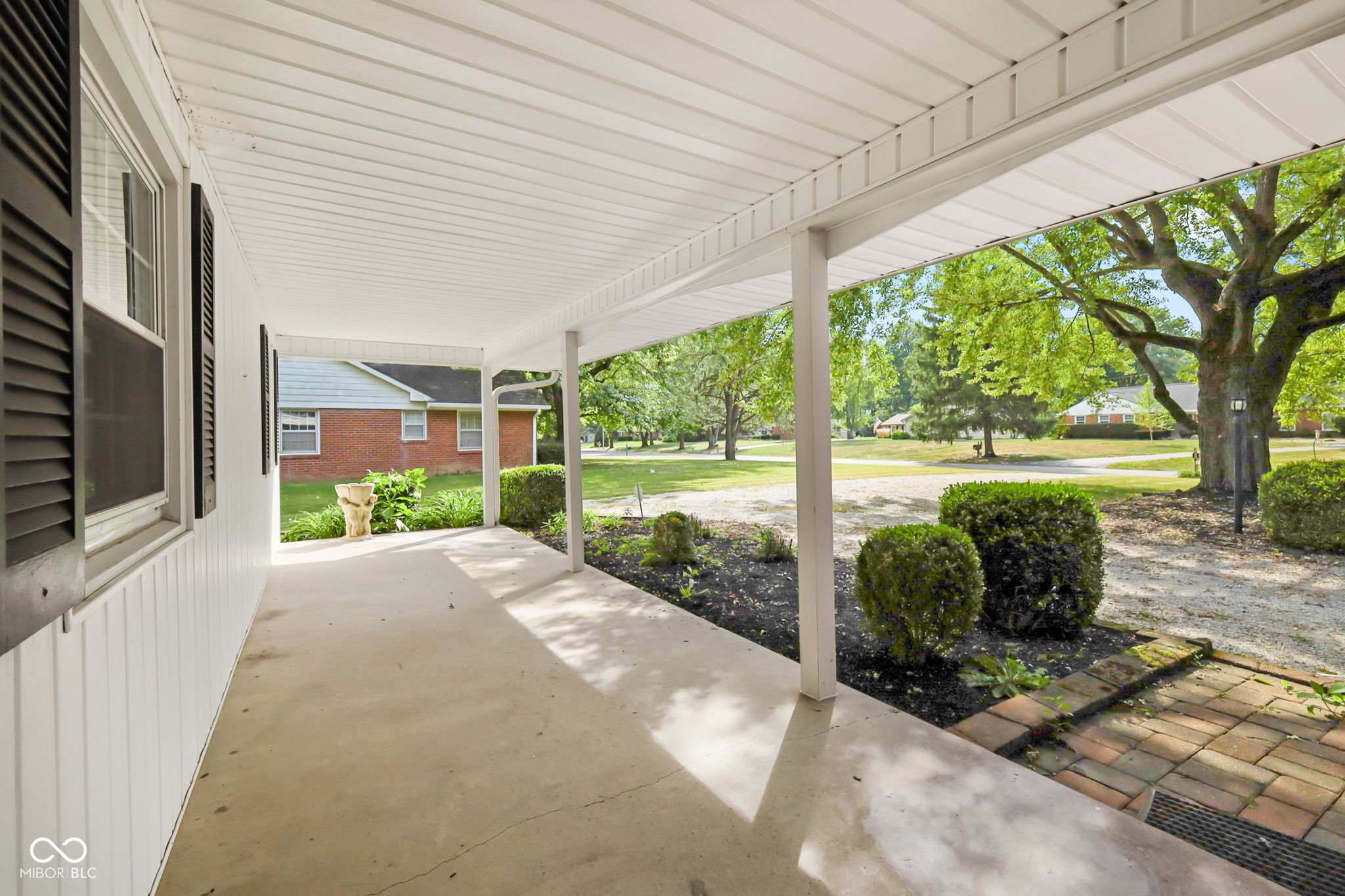 4223 Manning Road Indianapolis, IN 46228 - Photo 4 of 30 Gallery Image 4