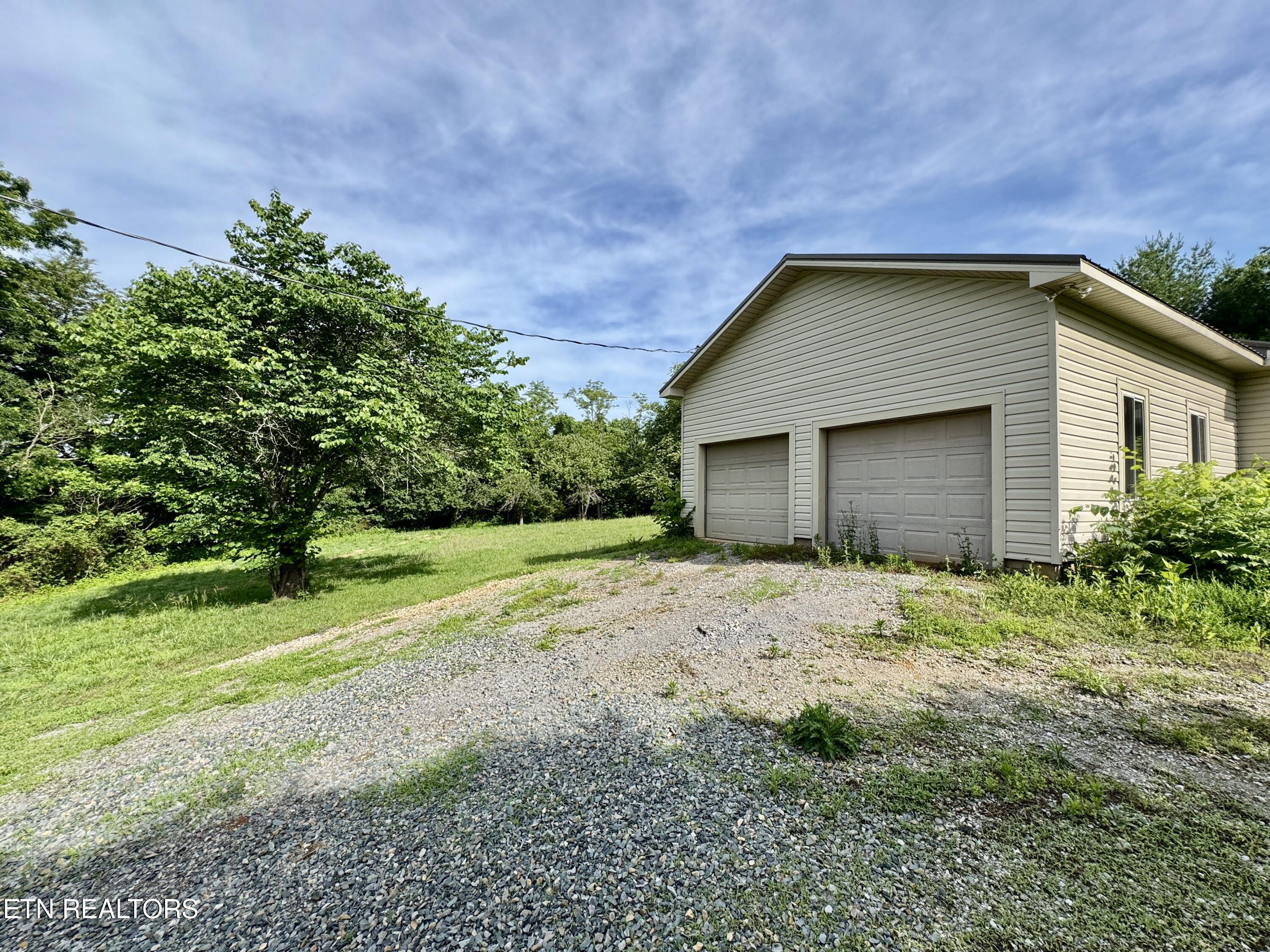529 Peanut Road Parrottsville, TN 37843 - Photo 12 of 54 1-12