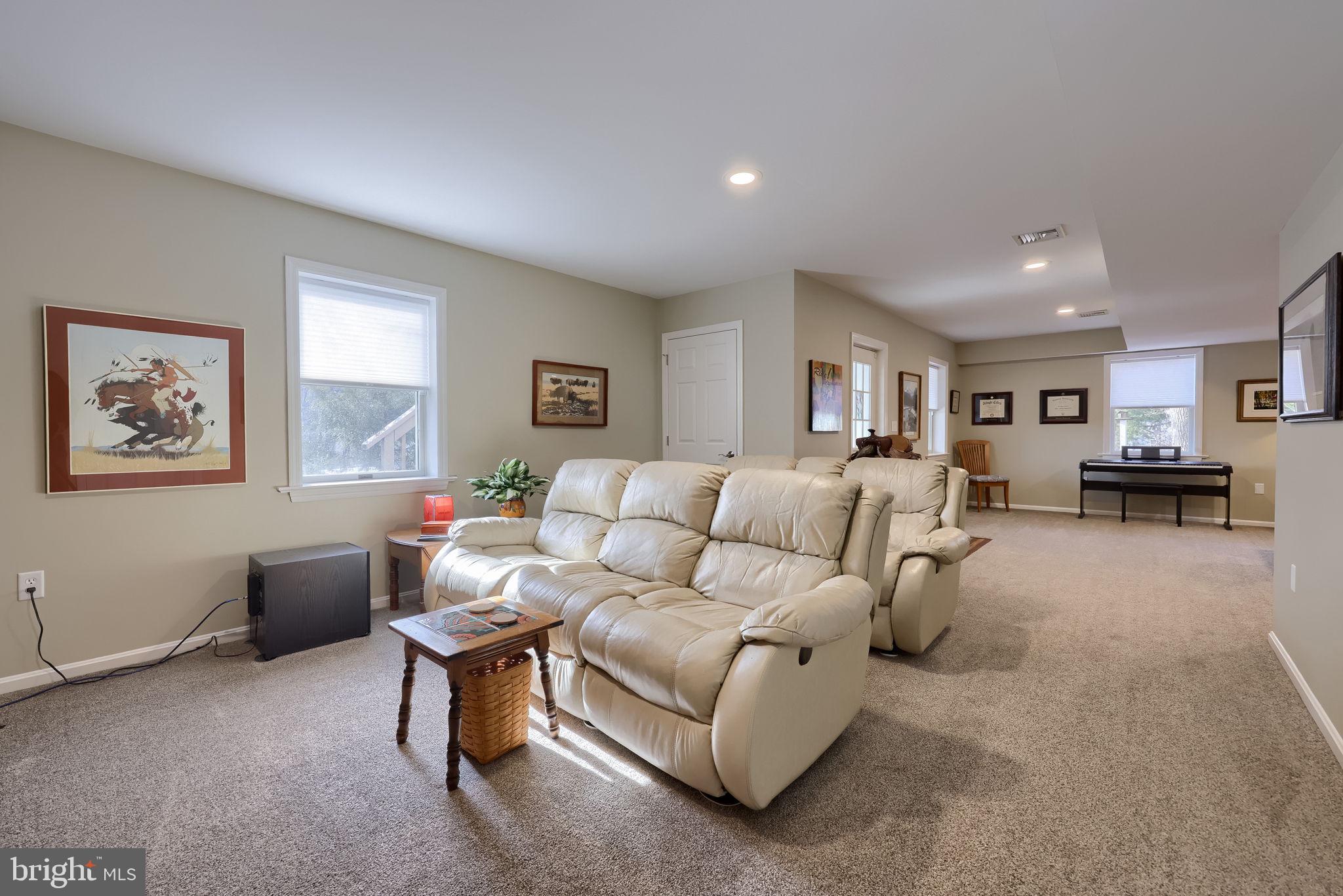 58 Timber Villa Elizabethtown, PA 17022 - Photo 47 of 60 a living room with furniture and a large window