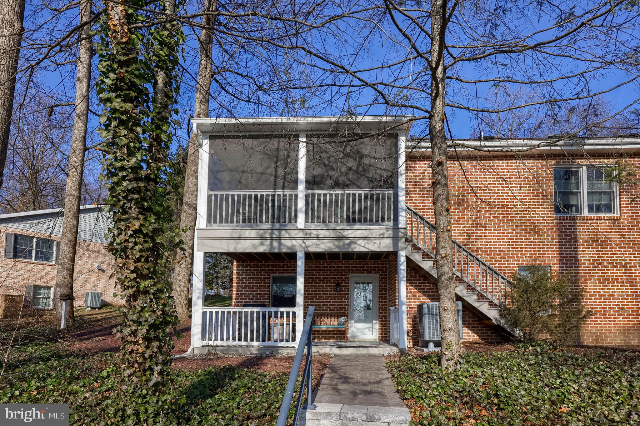 58 Timber Villa Elizabethtown, PA 17022 - Photo 53 of 60 a front view of a house with a garden