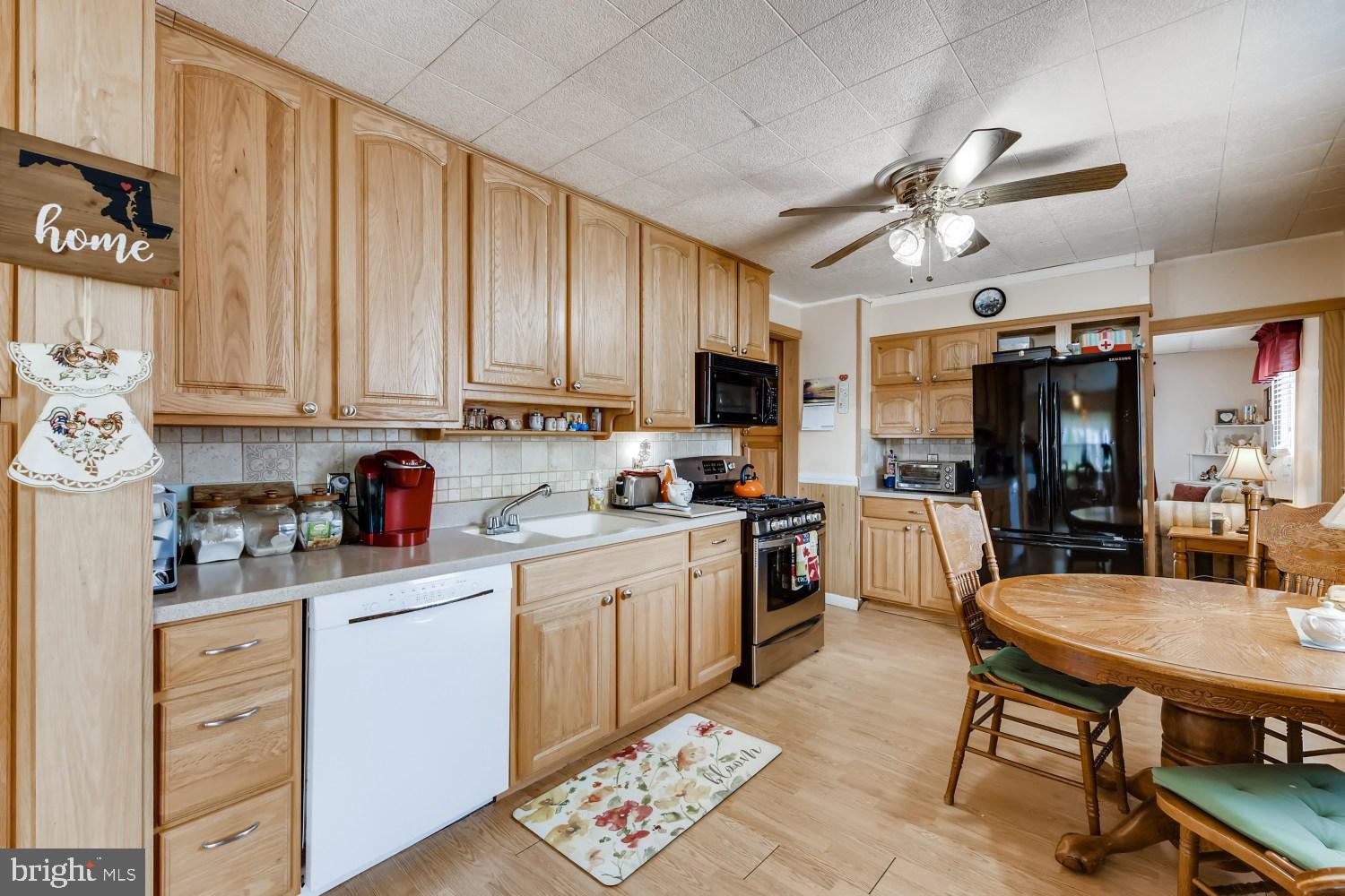 7607 Cedar Road Baltimore, MD 21222 - Photo 11 of 28