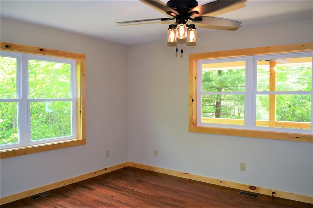 7733 Turtle Rock Road Newland, NC 28657 - Photo 11 of 21 Gallery Image 11