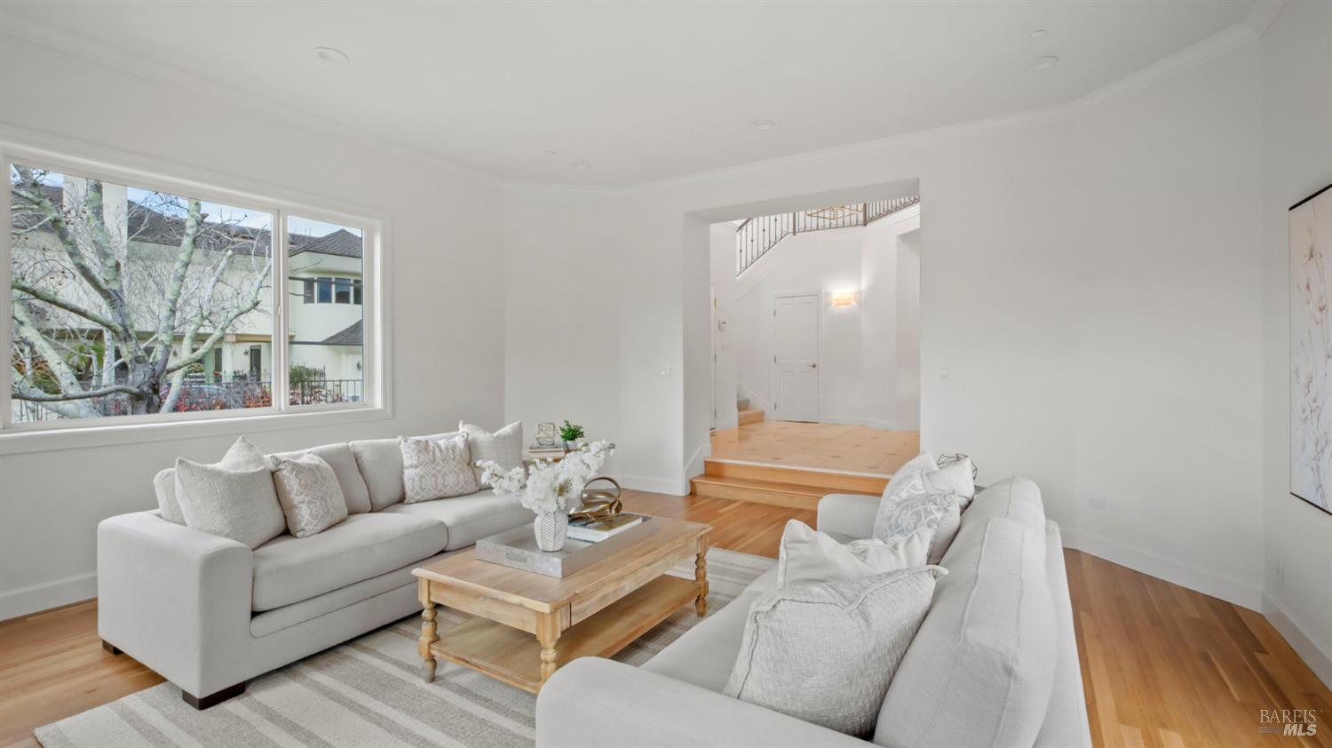 63 Bay Way San Rafael, CA 94901 - Photo 11 of 91