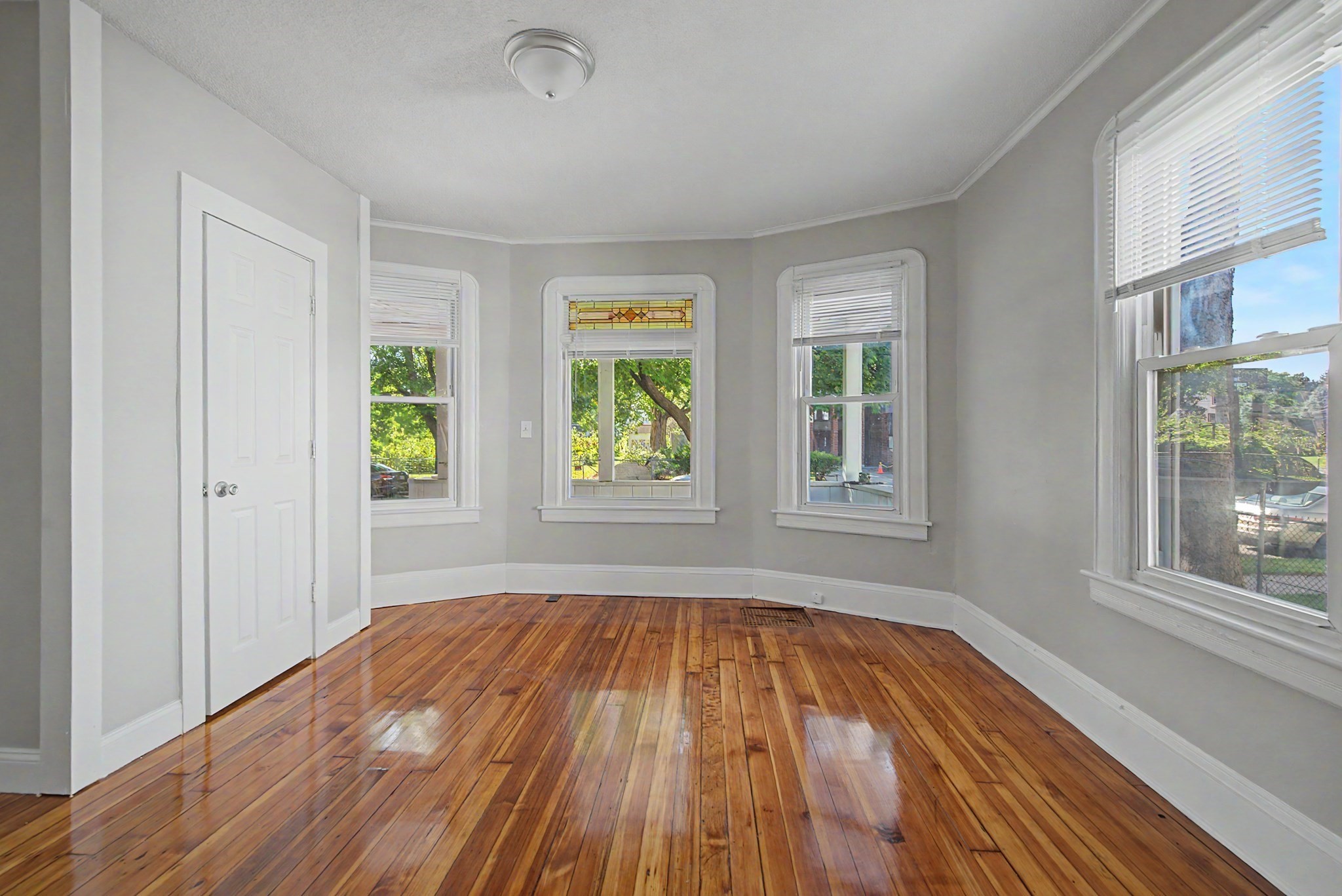 62-64 Alderman Street Springfield, MA 01108 - Photo 6 of 23 Gallery Image 6