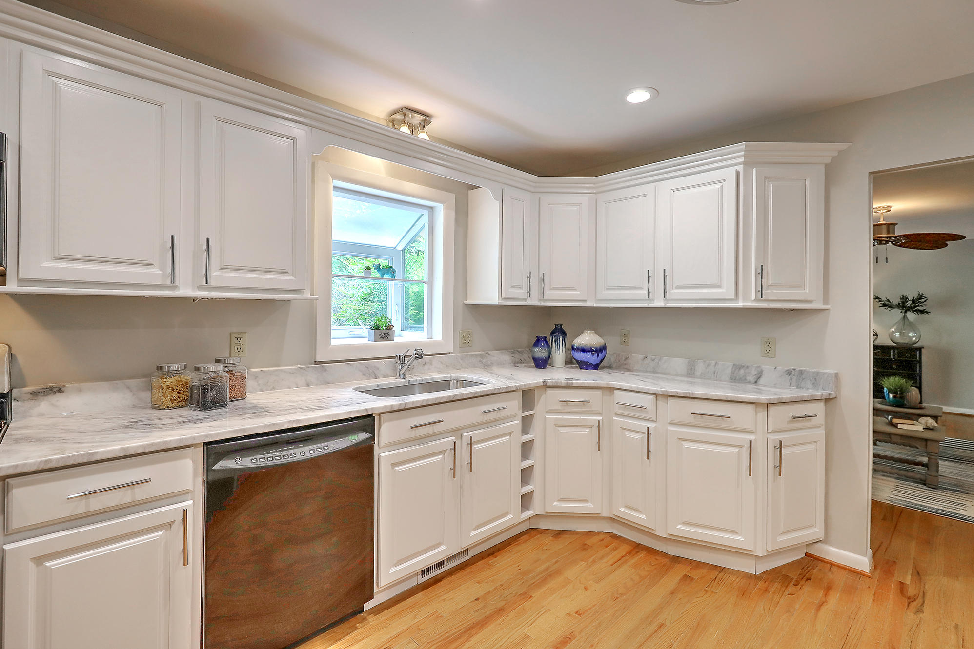 1313 Coleridge Street Charleston, SC 29407 - Photo 1 of 34 IMG_3391_2_3