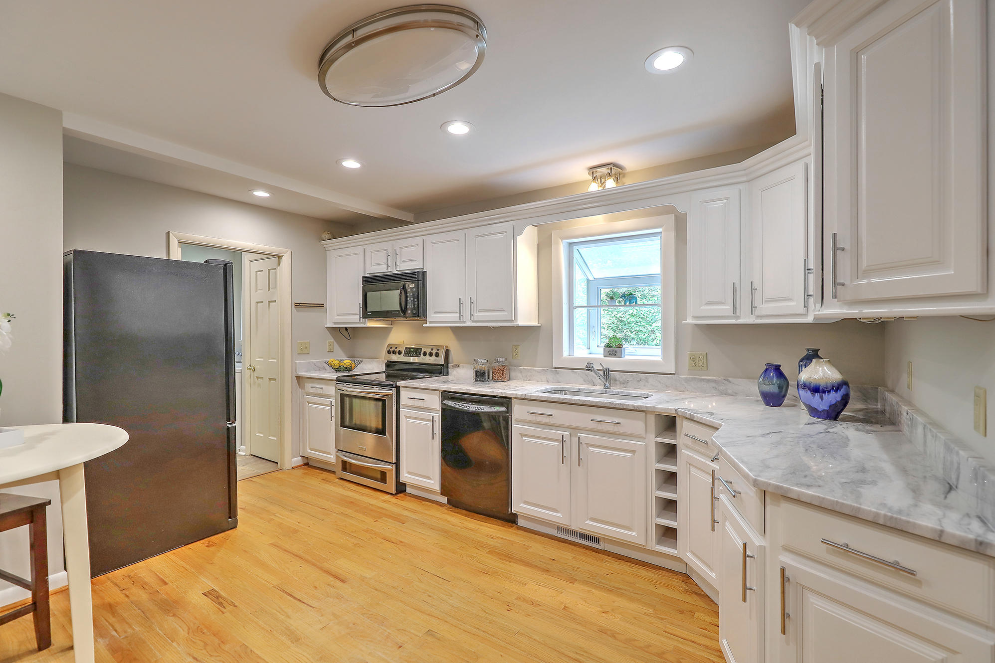 1313 Coleridge Street Charleston, SC 29407 - Photo 2 of 34 IMG_3382_3_4
