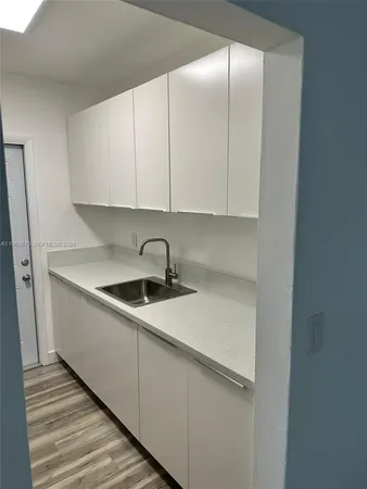 $2,000 | 7925 West Drive, Unit 15, North Bay Village, FL 33141