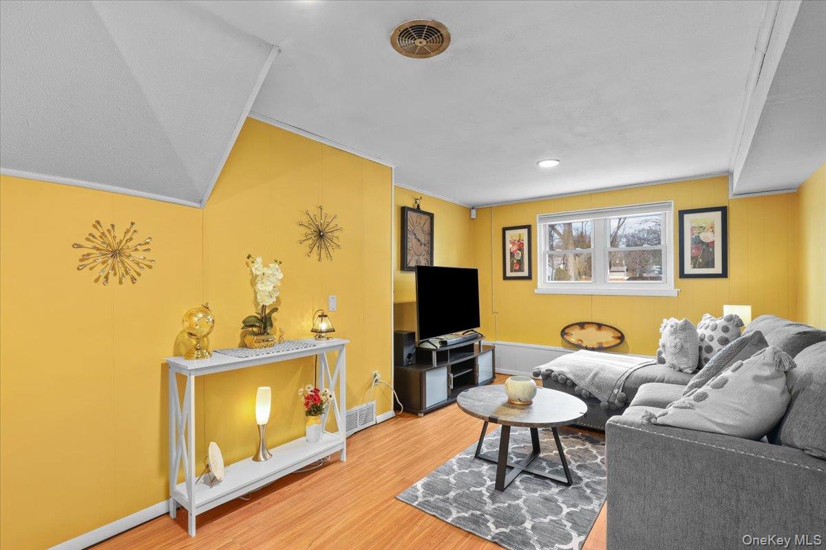 4 Ridgewood Terrace Poughkeepsie, NY 12603 - Photo 18 of 26