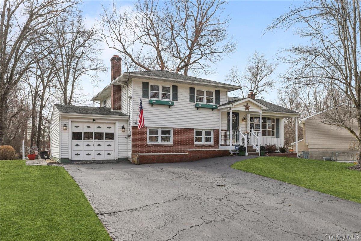 4 Ridgewood Terrace Poughkeepsie, NY 12603 - Photo 2 of 26