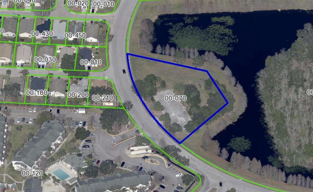 5422 Timberleaf Boulevard Orlando, FL 32811 - Photo 8 of 9 a view of painting