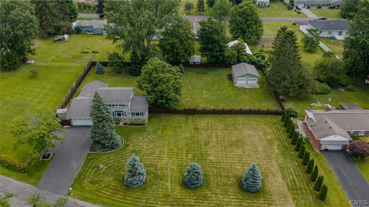 7640 Merritt Drive Lysander, NY 13027 - Photo 4 of 50