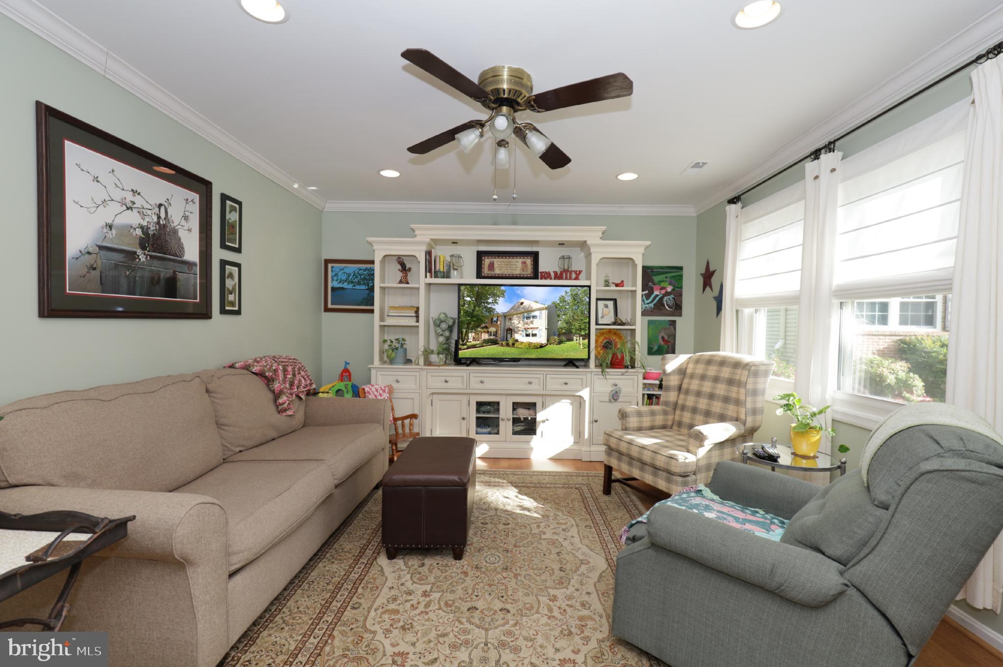 8576 Adamson Street Manassas, VA 20110 - Photo 6 of 37 Sunlit Living Room