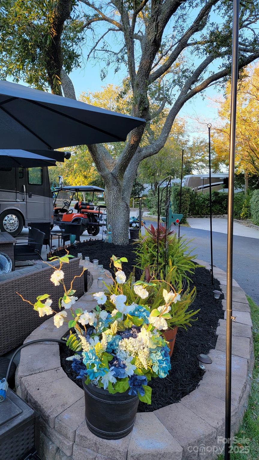 43B Jenkins Island Road, Unit 177 Hilton Head Island, SC 29926 - Photo 15 of 17 a view of a porch with furniture