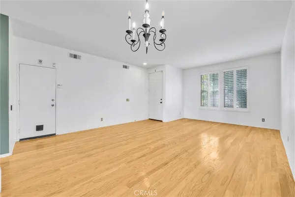 $3,500 | 323 Lydia Lane, Corona, CA 92882