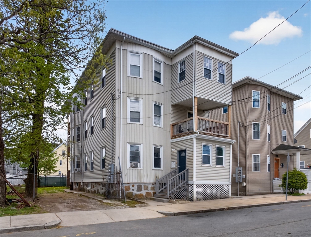32 Callender Street Boston, MA 02124 - Photo 1 of 13