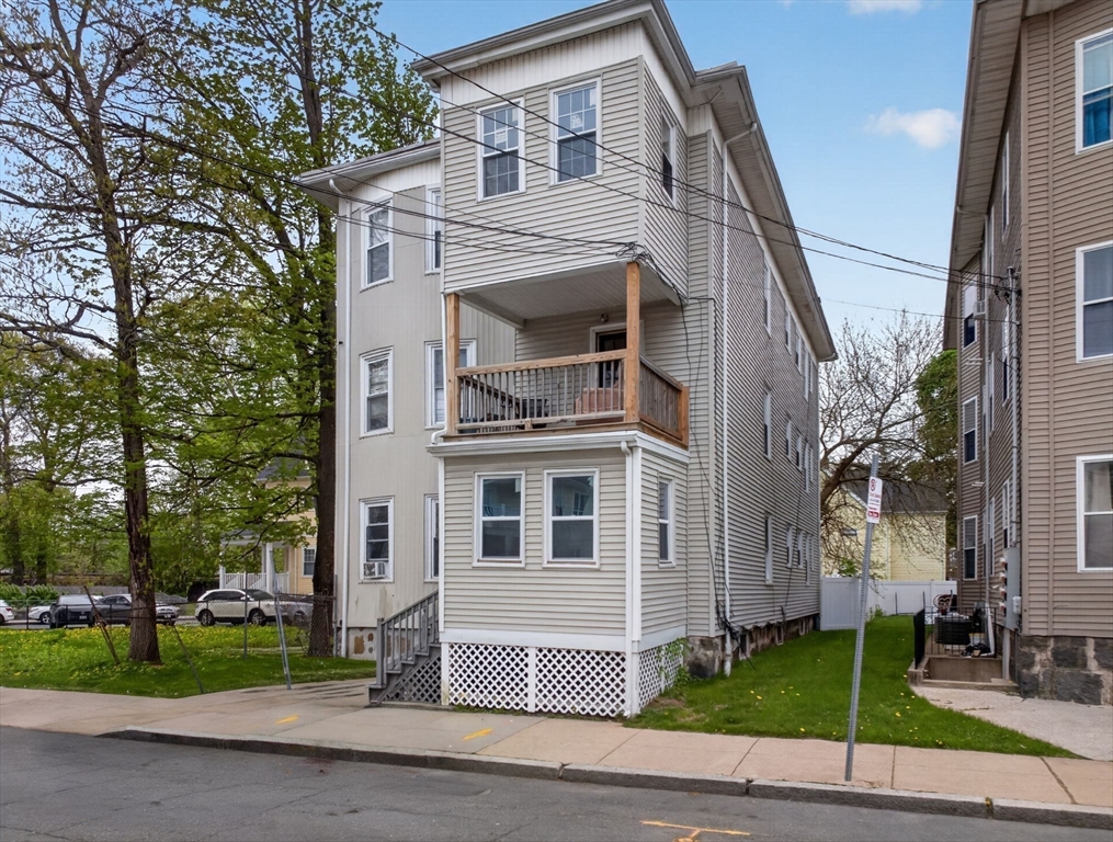 32 Callender Street Boston, MA 02124 - Photo 2 of 13
