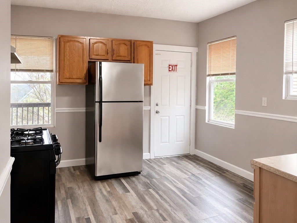 32 Callender Street Boston, MA 02124 - Photo 5 of 13