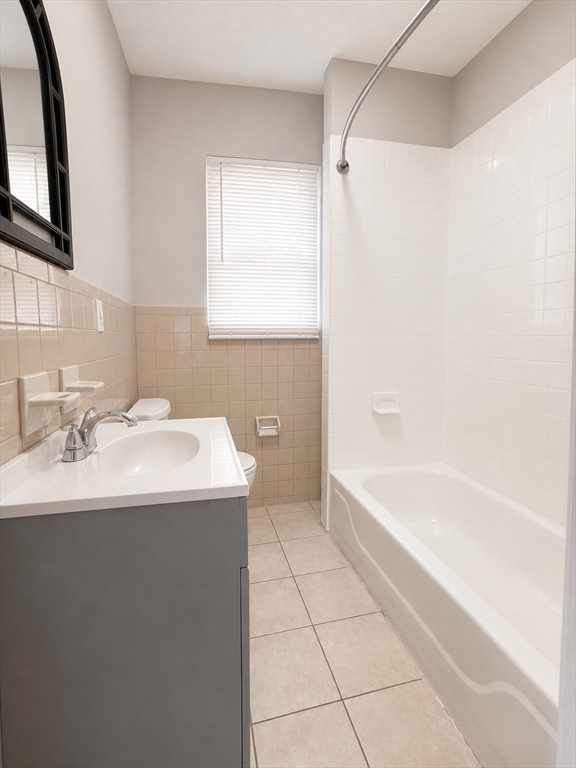 32 Callender Street Boston, MA 02124 - Photo 9 of 13