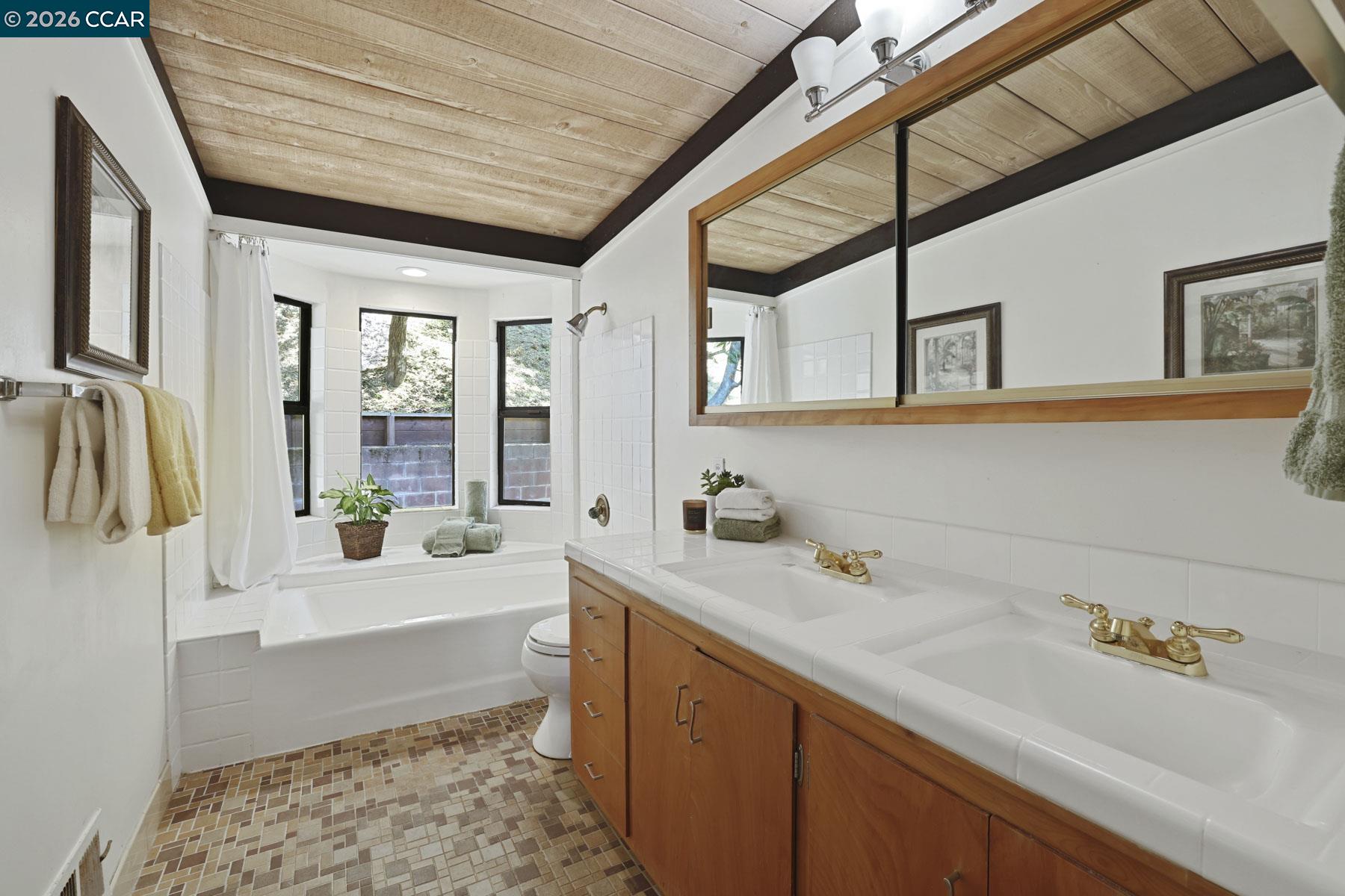 742 Miner Road Orinda, CA 94563 - Photo 35 of 58