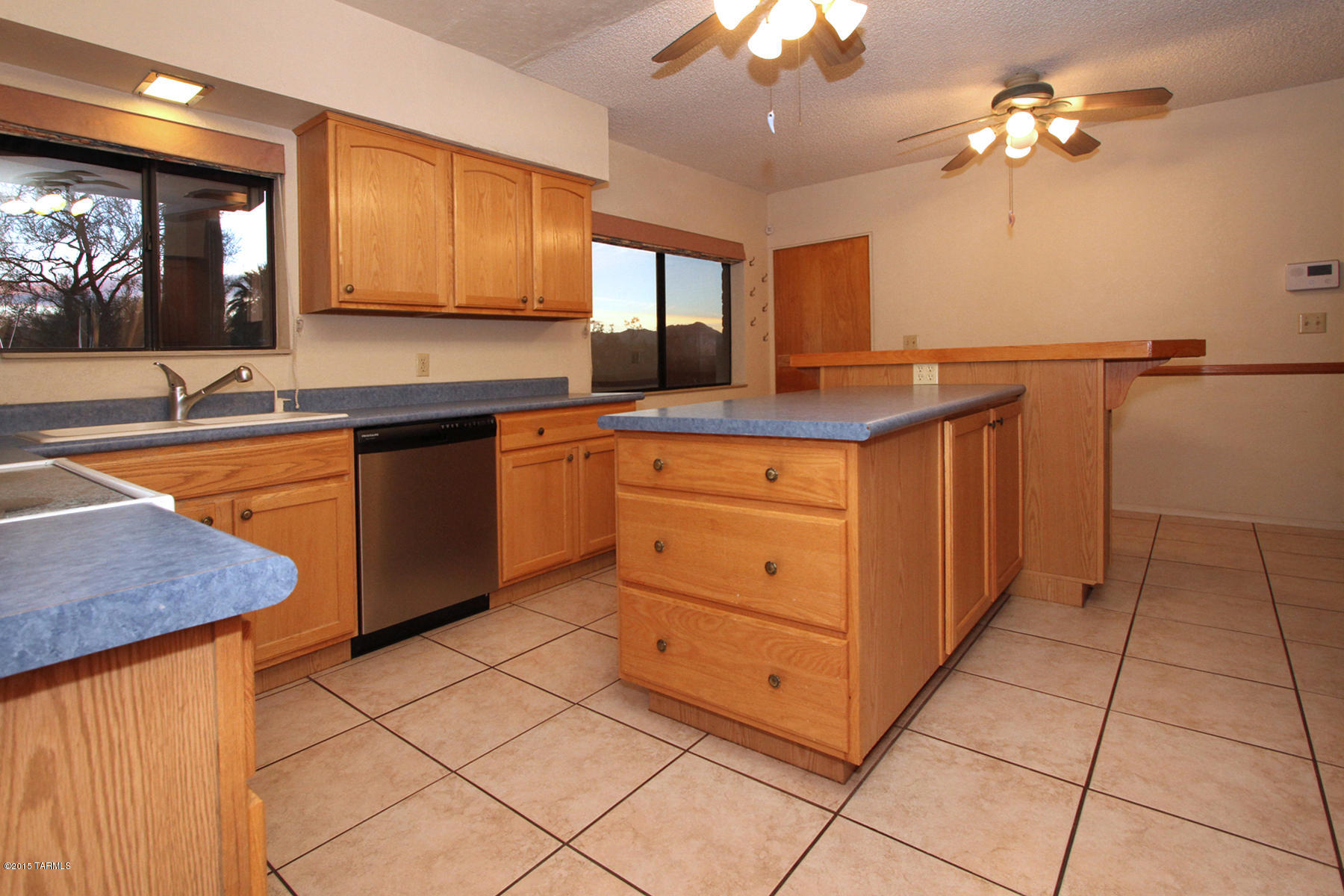 2402 North Grannen Road Tucson, AZ 85745 - Photo 6 of 26 Gallery Image 6
