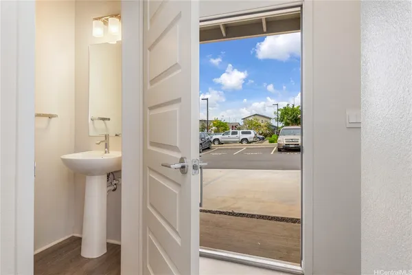 $650,000 | 91-3525 Kauluakoko Street, Unit 2501, Ewa Beach, HI 96706
